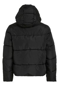 Casaco puffer preto com capuz, apresentando um design acolchoado e costuras horizontais espaçadas uniformemente para isolamento. Textura de tecido suave e brilhante.