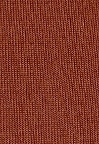 FALKE SOFT - Socken - terra