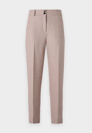 Tarkás nadrág világos bézs és barna színben, kidolgozott fazonnal, két elülső zsebbel és gombos derékzárral.