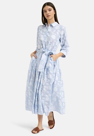 MILANO ITALY, MILANO ITALY HEMDBLUSENKLEID MIT ORNAMENTEN UND STREIFEN - Blusenkleid - light blue print