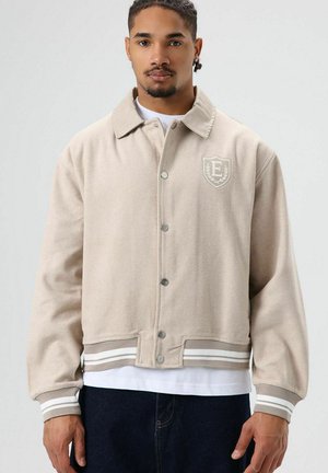 SNAP BUTTONS - Lichte jas - beige