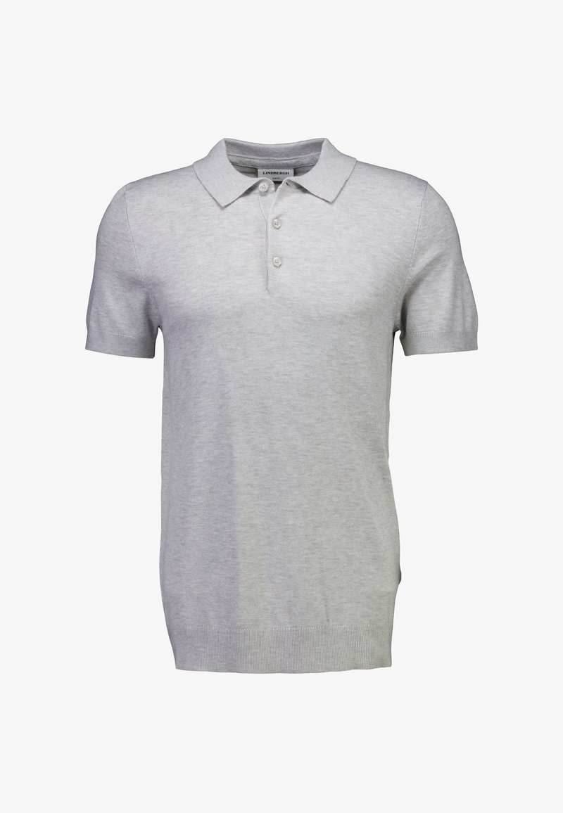 Jasnoszara koszulka polo z krótkim rękawem wykonana z gładkiej tkaniny, z kołnierzykiem i plisą na trzy guziki, dopasowany dół.