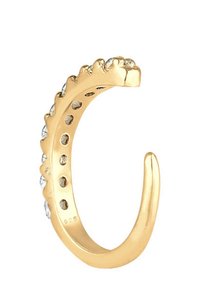 Cercei din aur cu un design texturat, având vârfuri ascuțite și pietre prețioase clare inserate pe o parte. Fabricat din argint sterling 925.