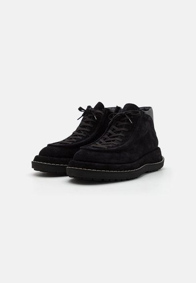 The Antipode PARABOOT MIDI   - Šněrovací kotníkové boty - black