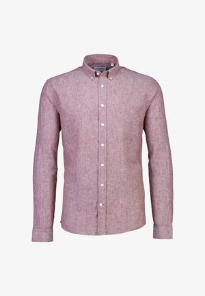 Lys pink button-up skjorte lavet af tekstureret stof. Har en spredd krave, lange ærmer og hvide knapper foran.