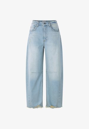 Šviesiai mėlyni aukšto liemens plačios kojų džinsai su susidėvėjimo detalėmis kraštuose ir kelių siūlių detalėmis, priekyje su sagomis ir penkių kišenių dizainu.