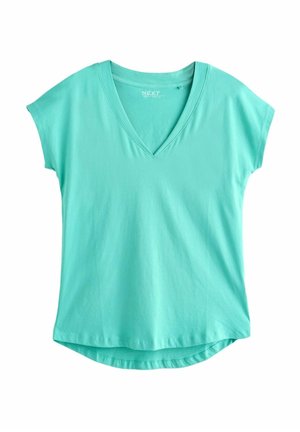 Turquoise dameshemd met korte mouwen en V-hals, losse pasvorm en licht gebogen zoom op een witte achtergrond.