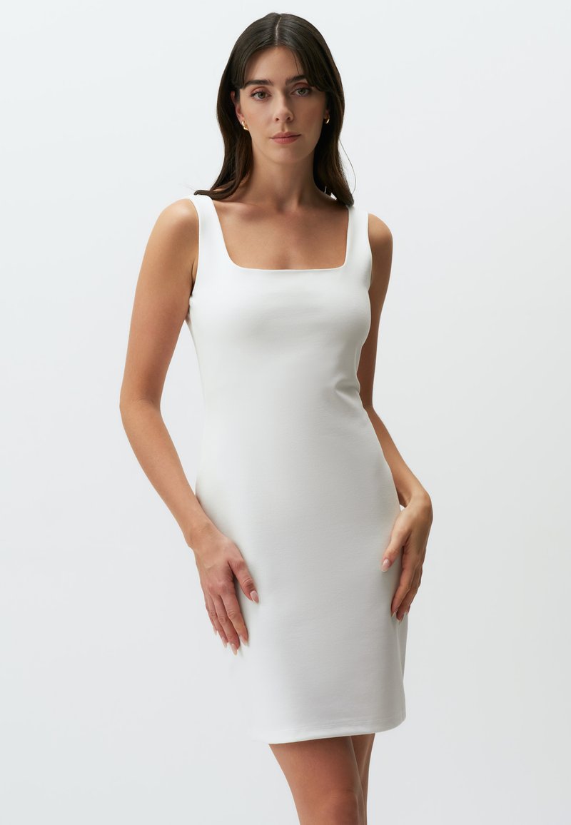 Jimmy Key SQUARE NECK BASIC MINI WITH STRAPS - Freizeitkleid - white