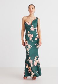 WAL G PETITE WEDDING GIGI ONE SHOULDER  - Trikotāžas kleita - forest green