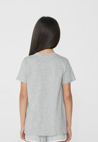 Tezenis Triko s potiskem - grigio mel chiaro st enjoy