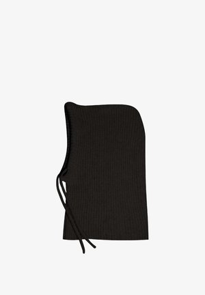 Czarna, żeberkowana czapka z kominowym wykończeniem z regulowanymi trokami. Gładka tekstura i dopasowany krój zapewniają pełne zakrycie głowy. Minimalistyczny styl i forma.