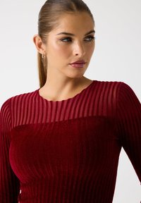 Guess PULLOVER - Maglione - dunkelrot