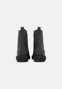 MICHAEL Michael Kors Botines con plataforma - black