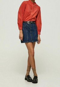 Pepe Jeans Košilová halenka  - coral