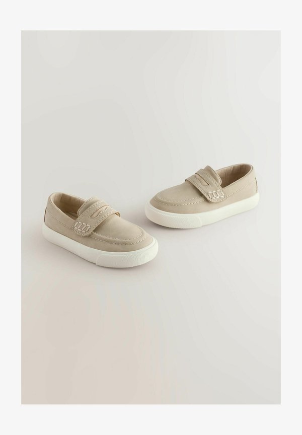 WIDE FIT – FASTENING PENNY LOAFERS – Lauflernschuh – neutral