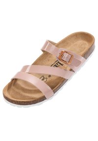Rosa lackläder sandaler med två korsade remmar, en spänne accent och en korksula. Vit gummisula. Ren och minimal design.