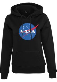 Sudadera negra con capucha que presenta un gran logo de la NASA en azul con texto blanco, bolsillo frontal, cordones y puños y dobladillo acanalados. Material de mezcla de algodón.