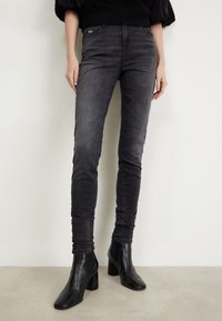 Tommy Jeans - NORA SKINNY - Jeans Skinny Fit - denim black Miniaturebillede 1