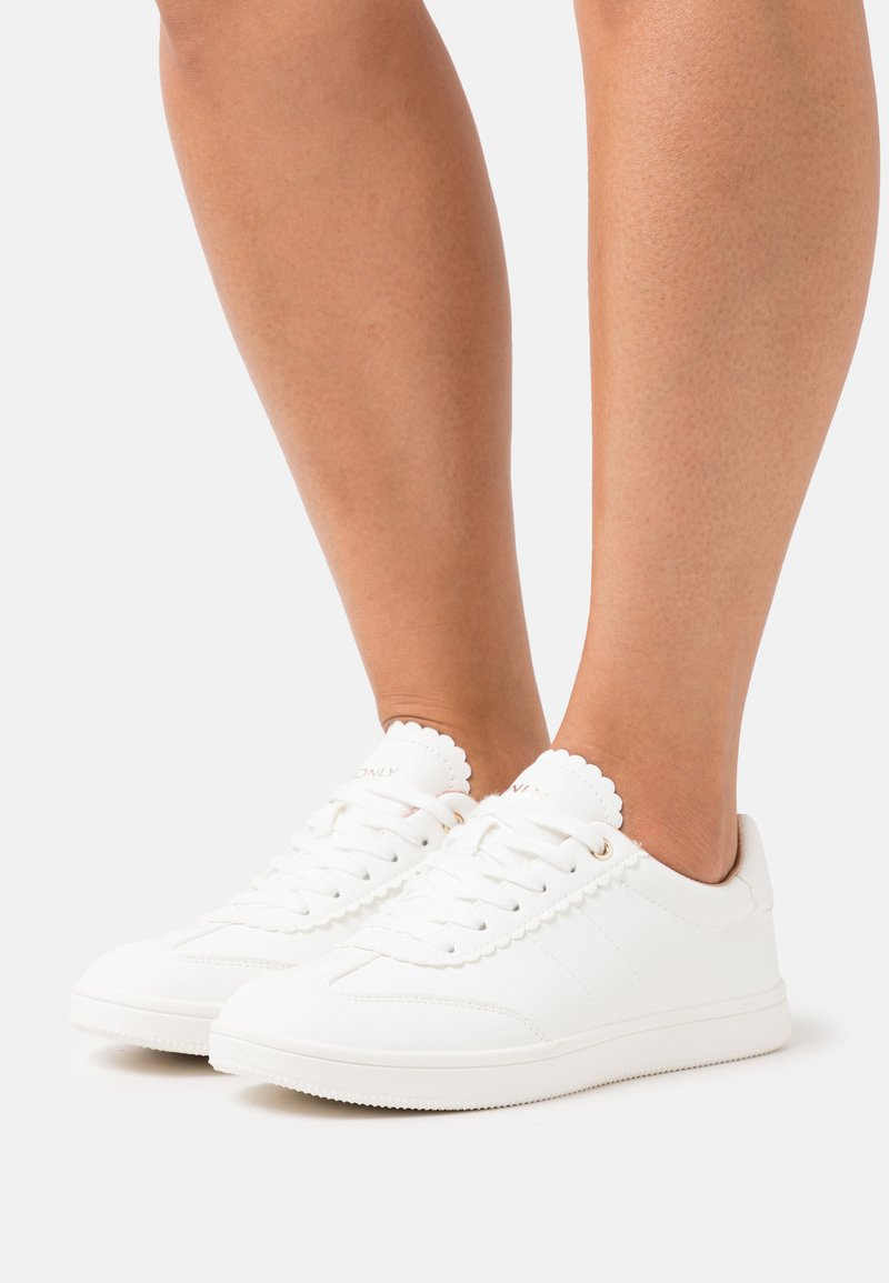 ONLY SHOES ONLSHILO LACE Trainers white Zalando.de