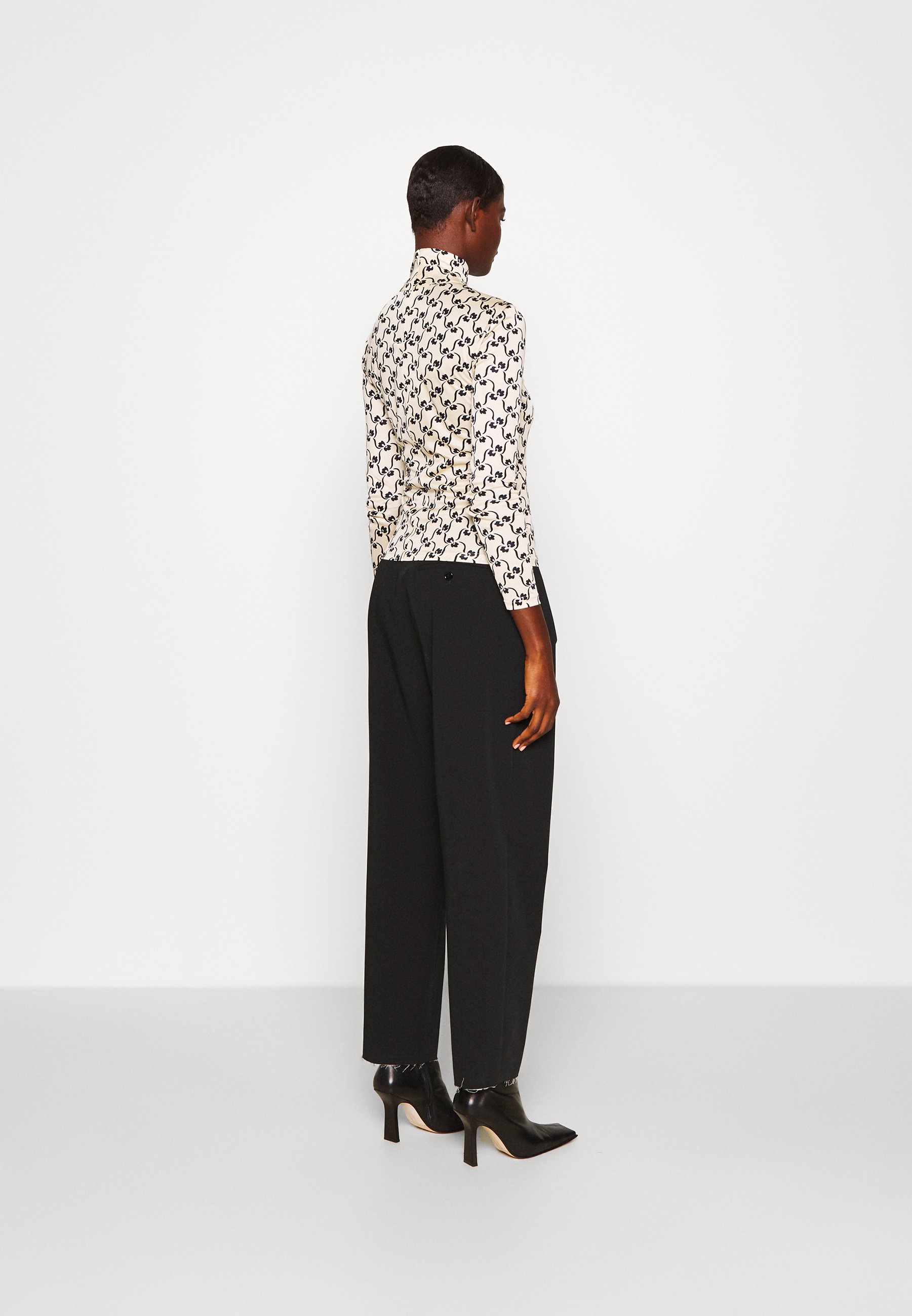 tory burch turtleneck