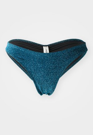 Λαμπερό μπικίνι κάτω μέρος σε τιρκουάζ χρώμα με μαύρη απλή μέση. Διαθέτει εφαρμοστή σχεδίαση με πλευρικές κοπές για ελάχιστη κάλυψη.