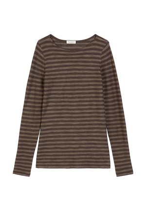 T-shirt z długim rękawem w ciemnym brązie z jasnobrązowymi poziomymi paskami. Miękka tkanina, okrągły dekolt i luźny krój. Brak widocznych elementów metalowych lub akcentów.