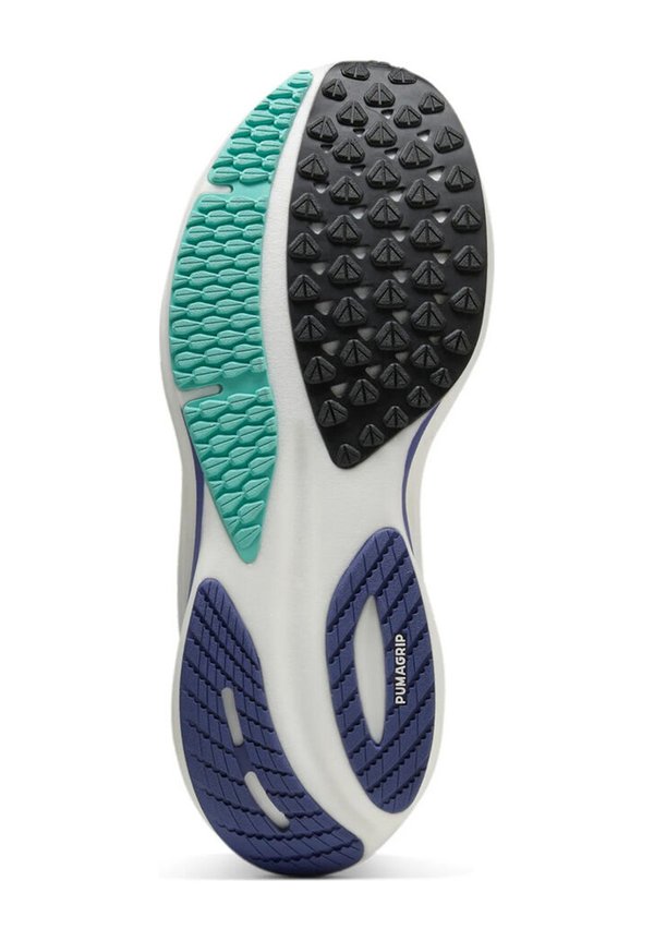 MAGNIFY NITRO - Trail running shoes3