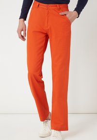No seleccionado, naranja