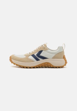 KS86 - Trainers - brown