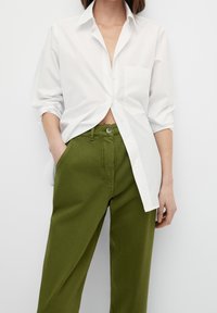 Massimo Dutti Chinosy