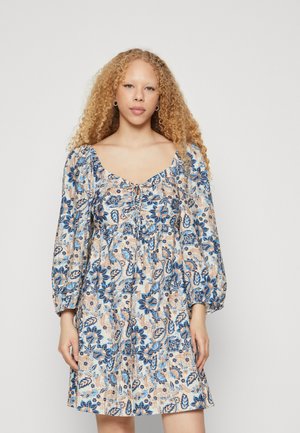 VMMATILDA 3/4 SHORT DRESS - Day dress - ibiza blue