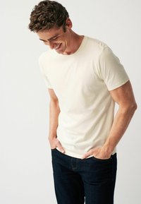 Next REGULAR - T-shirt basic - ecru natural