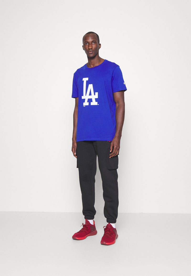 Herren Shirts | Fanatics MLB LA DODGERS PRIMARY LOGO GRAPHIC Vereinsmannschaften royal/blau - HX40263 Herren Shirts | Fanatics MLB LA DODGERS PRIMARY LOGO GRAPHIC Vereinsmannschaften royal/blau - HX40263