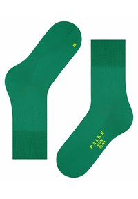 Grüne Crew-Socken mit gerippten Bündchen, eine mit einem gelben "R" gekennzeichnet und die andere mit dem gelben Text "FALKE RUN 39-41".
