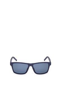 Tummansininen suorakulmainen aurinkolasimalli, jossa on harmaat tummennettujen linssien. Varusteena mattapinta, leveät sanganvarret ja hienovarainen logoyksityiskohta yhdessä sangassa.