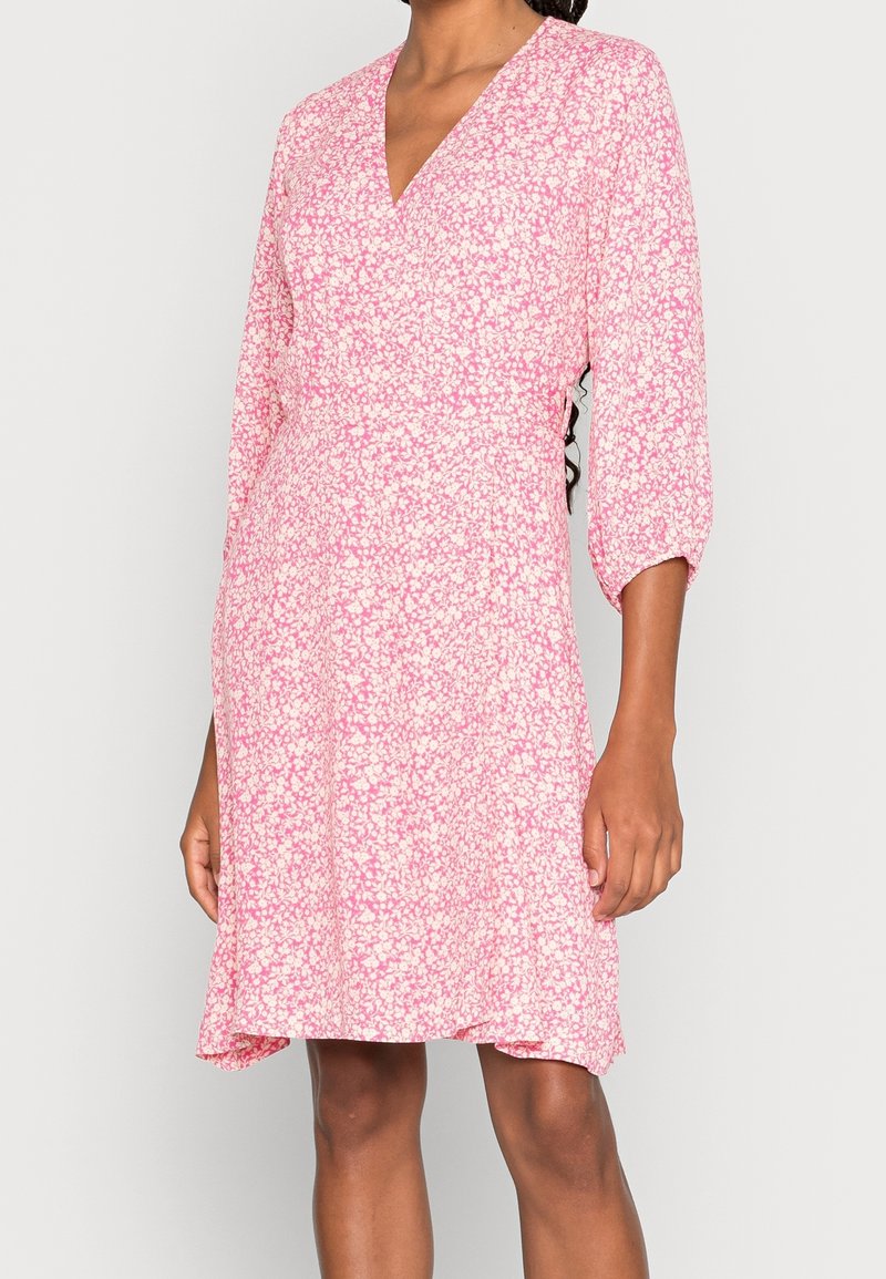 Modström Cocktailklänning - pink