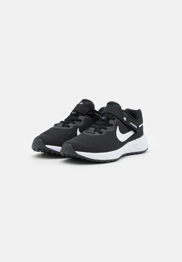 NIKE REVOLUTION 6 FLYEASE (GS – Laufschuh Straße