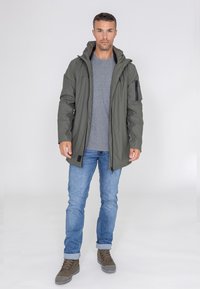 Bombers GREENVILLE  - Wintermantel - kaki