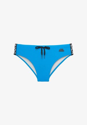 Slip da uomo blu con coulisse nera e logo nero sull'anca destra, con pannelli laterali bianchi e neri con marchio.