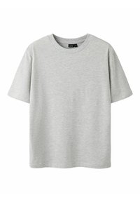 Jasnoszary t-shirt z krótkim rękawem, wykonany z miękkiej bawełny. Okrągły dekolt, luźny krój oraz gładka tekstura z subtelnym melanżowym wzorem.