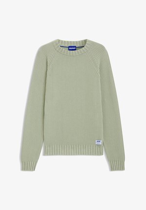 Maglione verde chiaro con trama a coste, scollatura rotonda e maniche raglan. Presenta una piccola etichetta blu sulla parte inferiore sinistra.