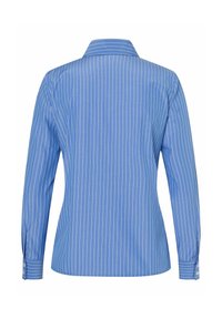 Camicia a maniche lunghe blu chiaro con strisce verticali bianche, caratterizzata da un colletto classico e polsini con bottoni, realizzata in tessuto liscio.