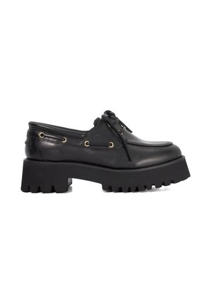 Zwarte leren schoenen met een afgeronde neus, dikke platformzool en zijde-lissen details. Voorzien van veters en een gladde textuur.