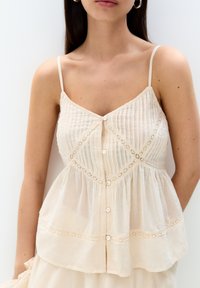 PULL&BEAR Felső - ochre