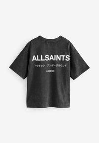 Černé bavlněné tričko s krátkým rukávem, s velkým bílým nápisem "ALLSAINTS" a dalším japonským textem, s přírodní délkou a kulatým výstřihem.
