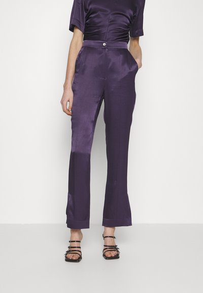 Materiel SLITS OUT PANTS - Παντελόνι - deep purple