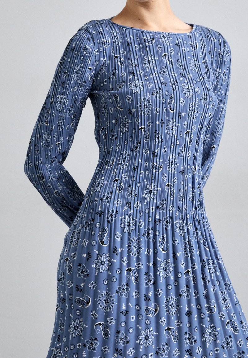 Maje Day dress - blue - (Pre-owned) - Zalando.ie