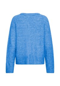 Pull bleu en tricot à coupe ample, ourlet côtelé et manches longues. Texture douce et design minimaliste, adapté pour une tenue décontractée.