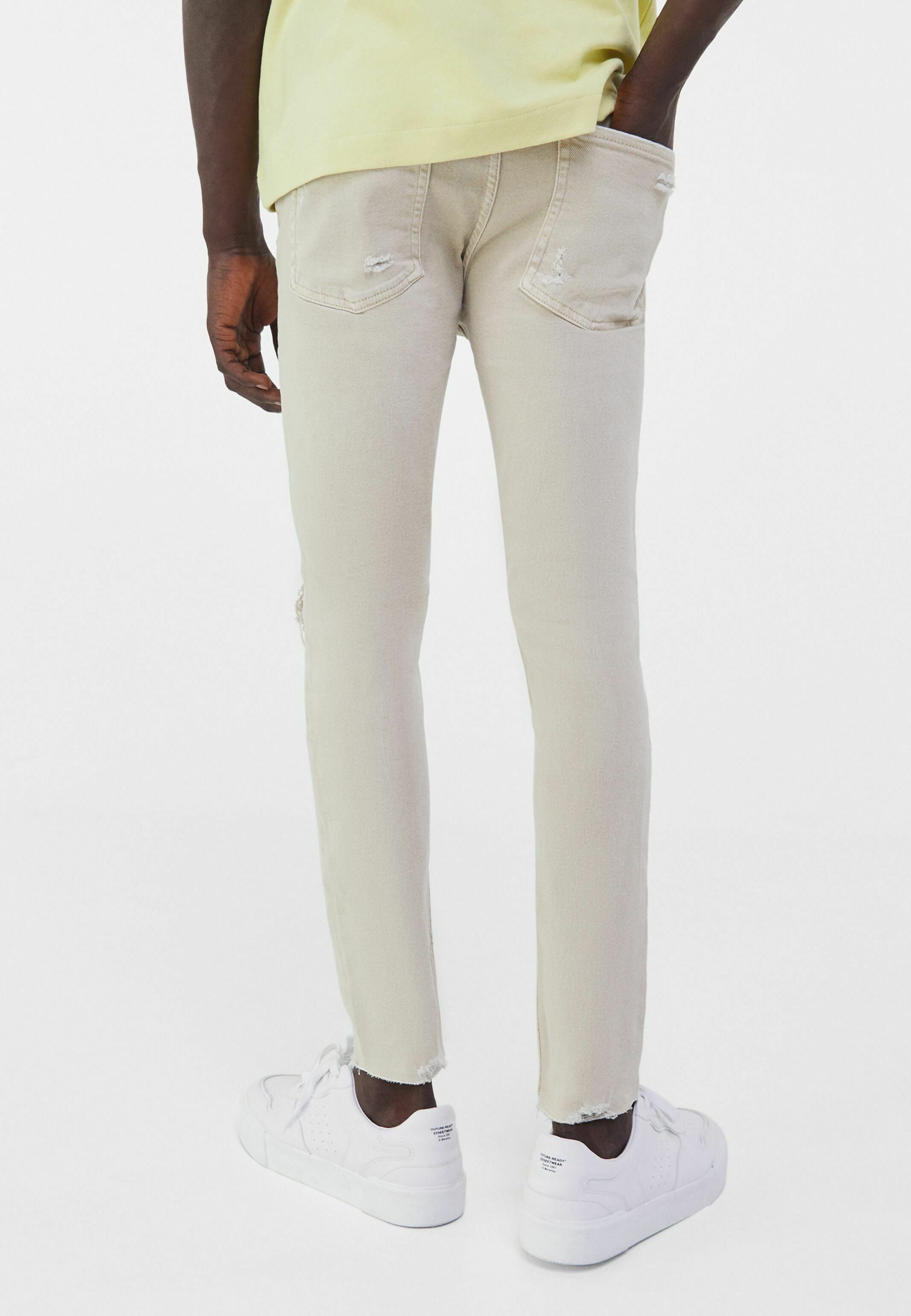 Bershka MIT RISSEN - Jeans Skinny Fit - nude/Nude - Zalando.be