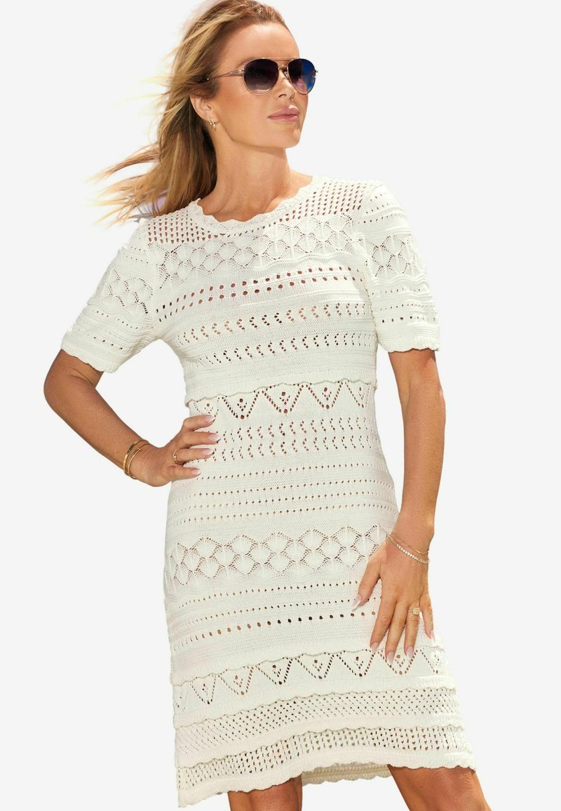 Lipsy SHORT SLEEVE SUMMER REGULAR - Vardagsklänning - ivory white